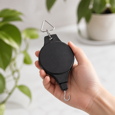 Retractable Locking Plant Hanger (Holds 6.6 lb)